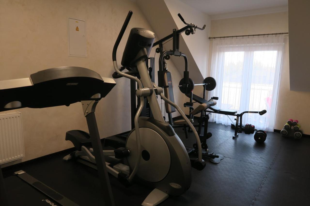 Hotel Millenium Góra Motyczna Eksteriør bilde