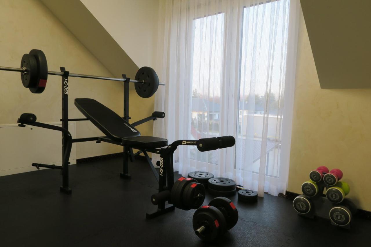 Hotel Millenium Góra Motyczna Eksteriør bilde